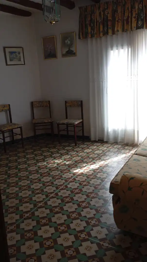 Schlafzimmer von Einfamilien-Reihenhaus zum Verkauf in Lécera mit Abstellraum, Möbliert und Ofen