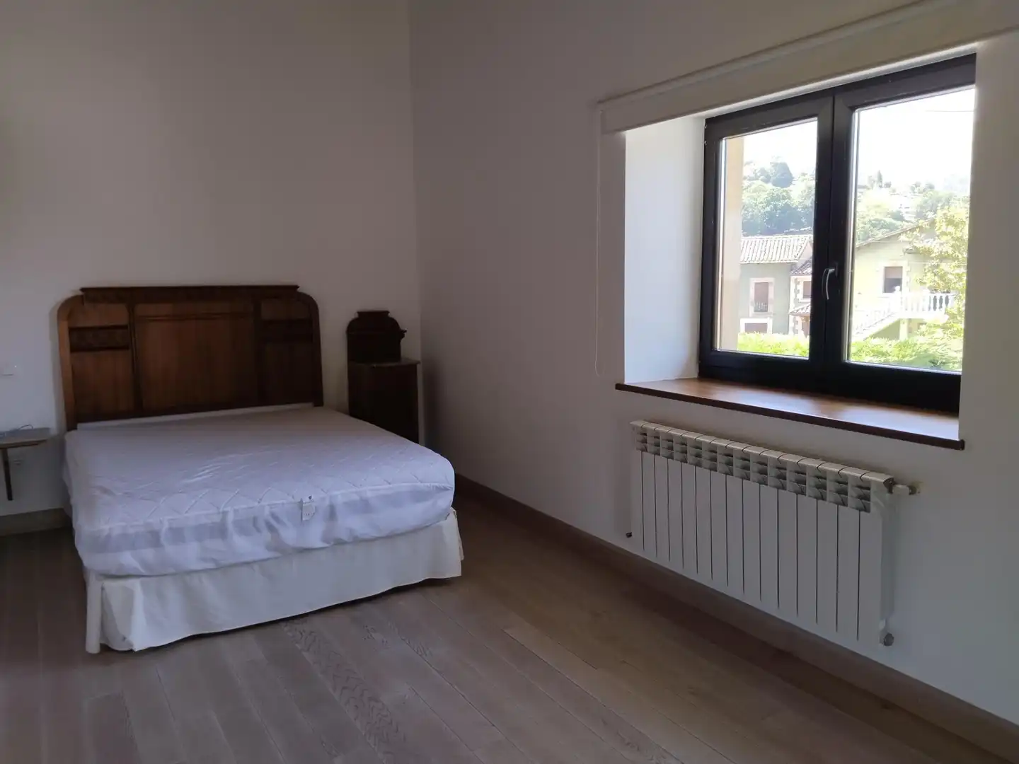 Dormitori de Casa o xalet de lloguer en Molledo amb Calefacció, Jardí privat i Terrassa