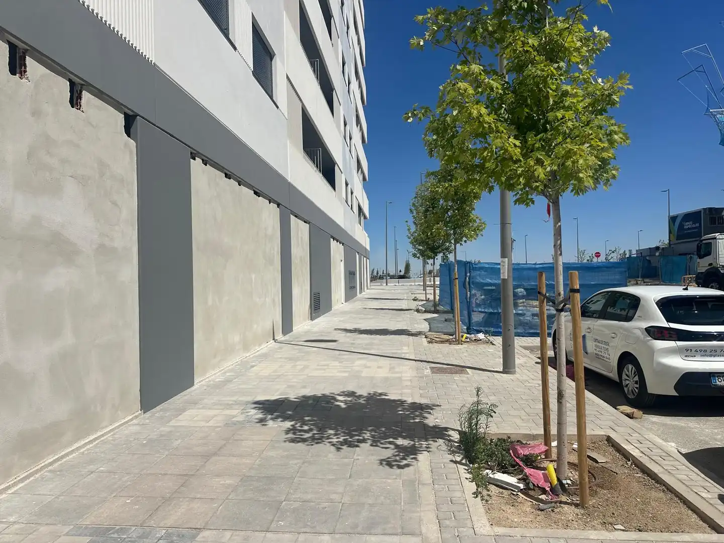 Exterior view of Commercial properties for rent in Madrid