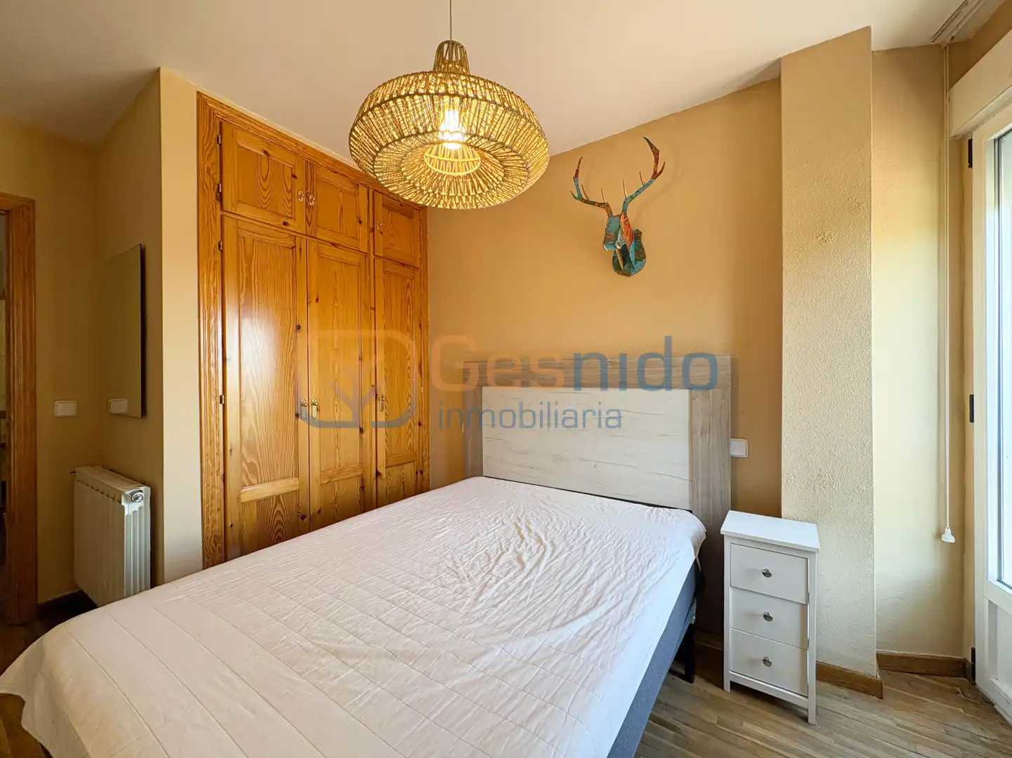 Habitación de Piso de alquiler en Segovia con Calefacción, Parquet y Terraza