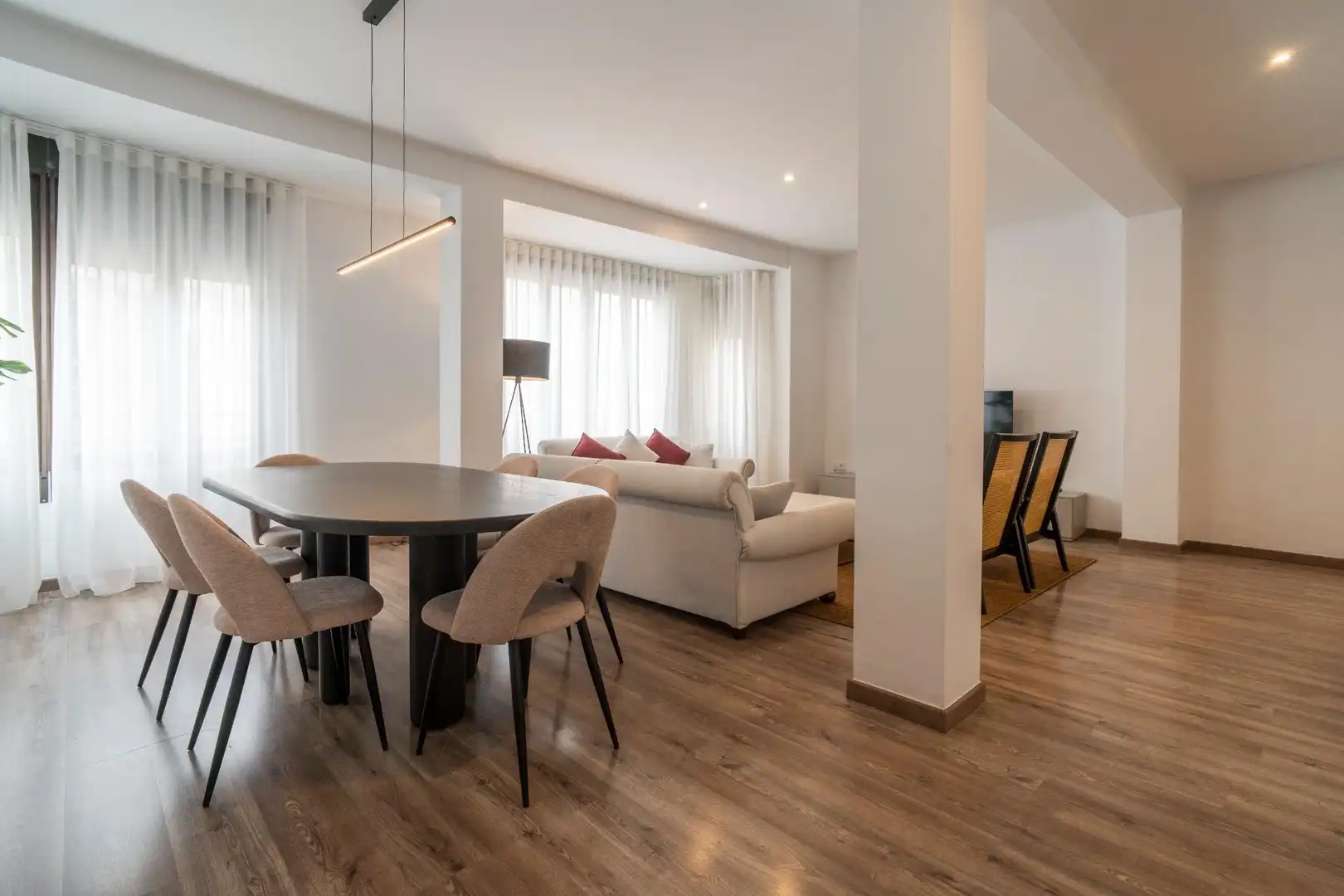 Living room of Flat for rent in Valencia  with Air Conditioner, Heating and Furnished