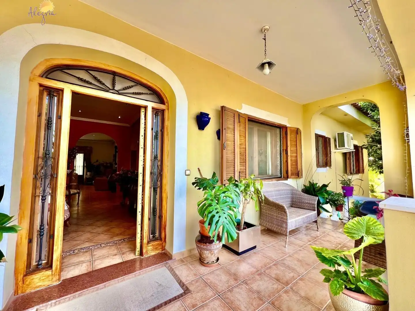 Casa o xalet en venda en Daya Vieja amb Aire condicionat, Calefacció i Jardí privat
