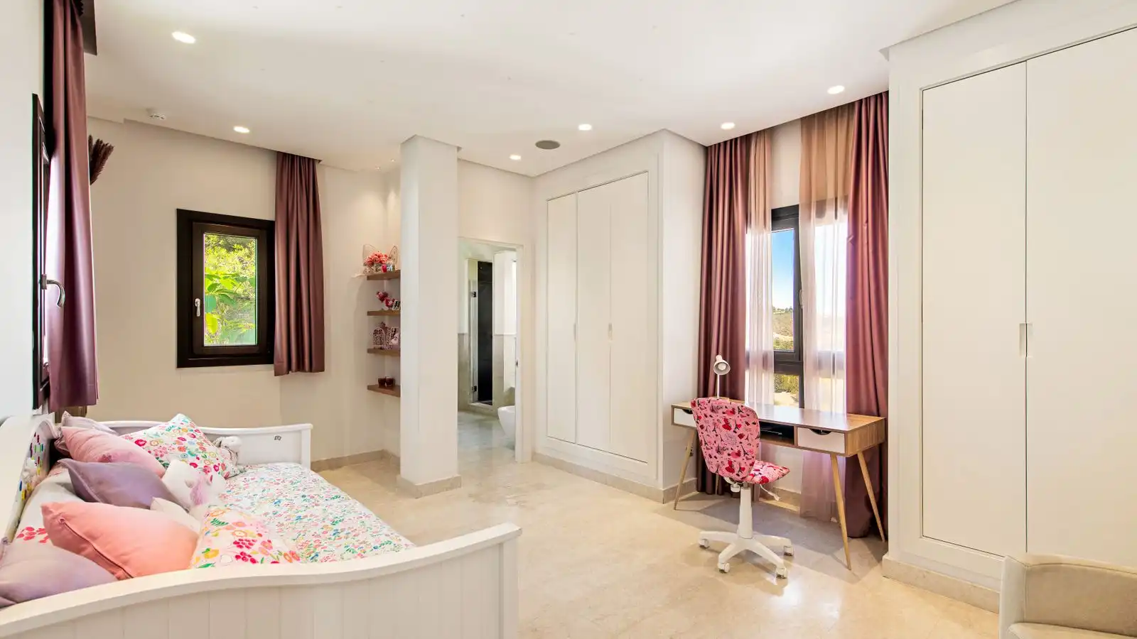 Chalet con piscina en venta en Urbanizacion los Altos de los Monteros, imagen 12