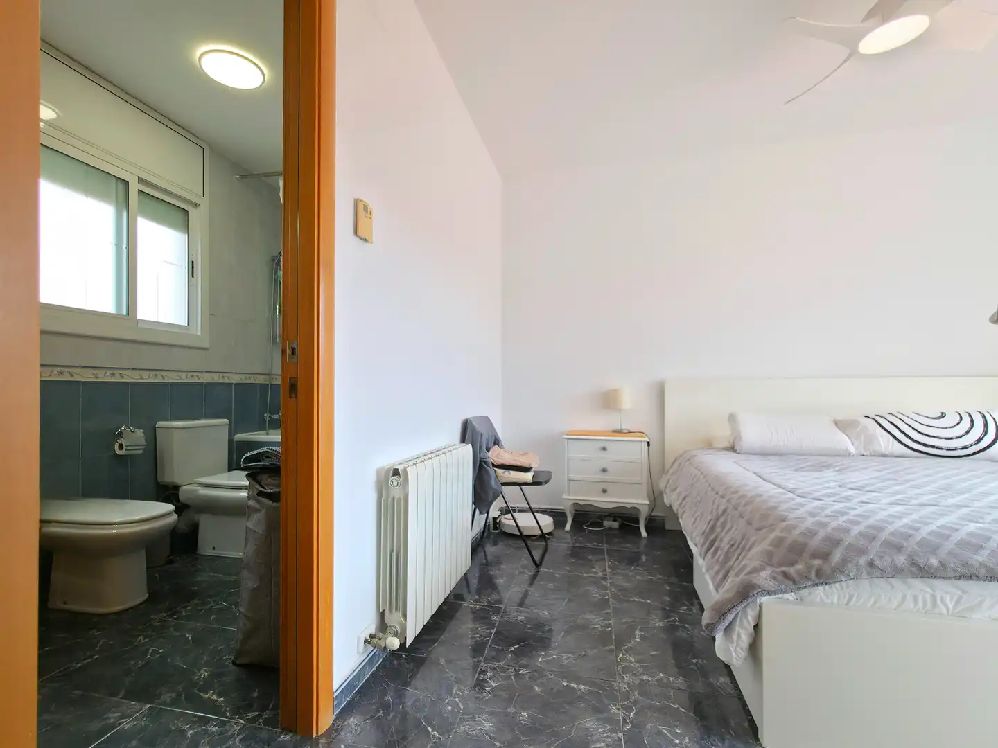 Dormitori de Casa o xalet en venda en Sant Andreu de la Barca amb Aire condicionat, Calefacció i Jardí privat