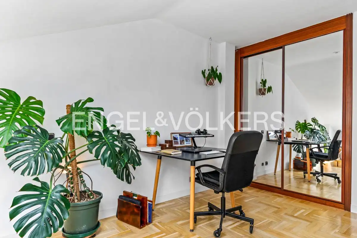 Piso en venta en Gijón  con Calefacción y Parquet