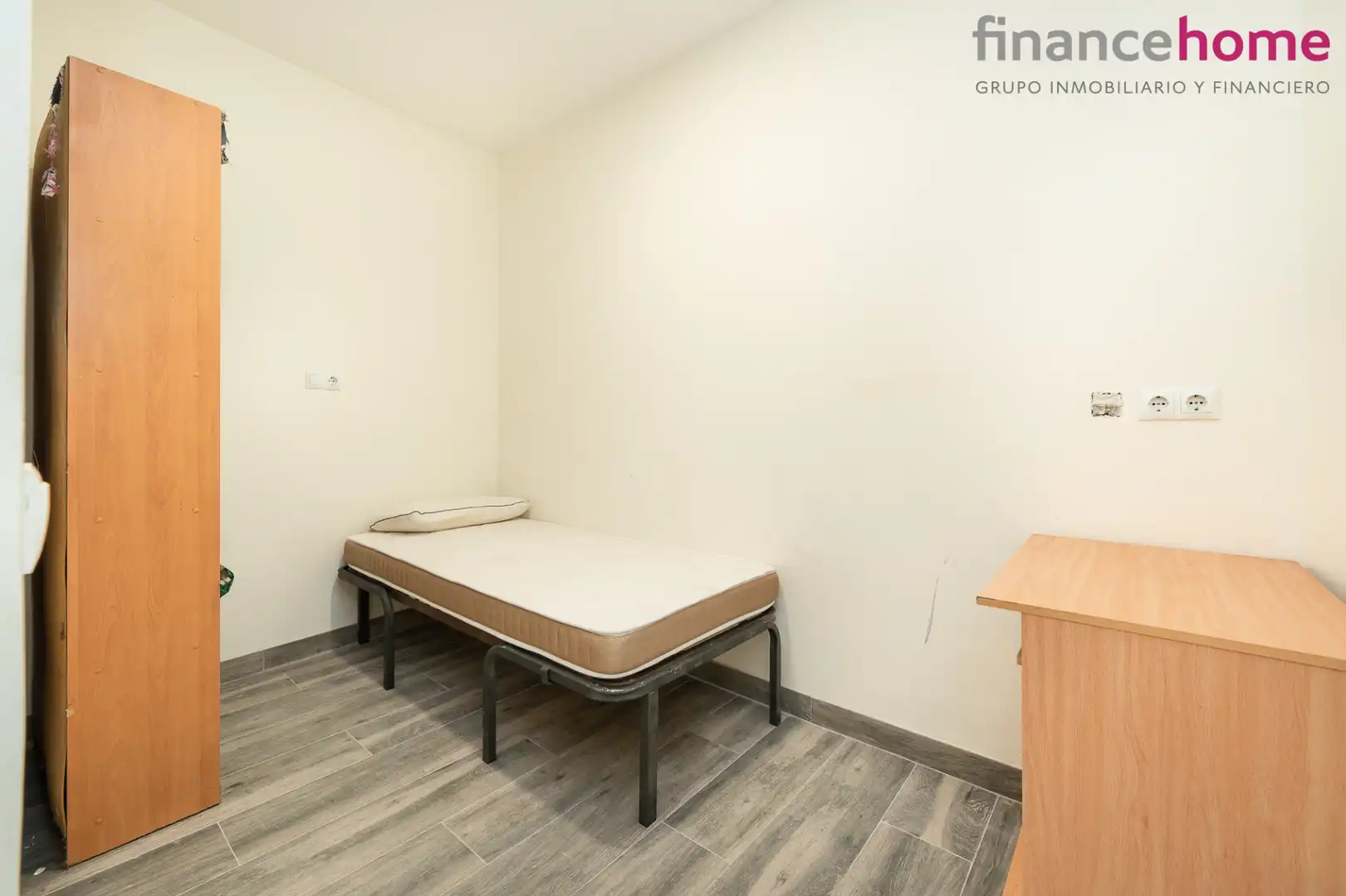 Habitación de Piso en venta en Madrid con Calefacción y Amueblado