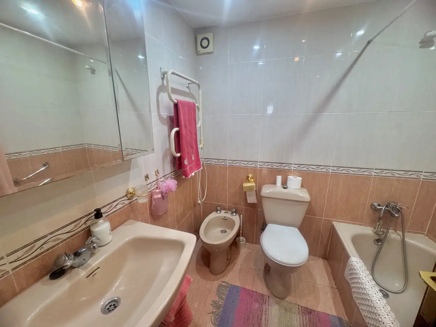 Bathroom of Flat for sale in Fuengirola  with Terrace, Furnished and Community pool