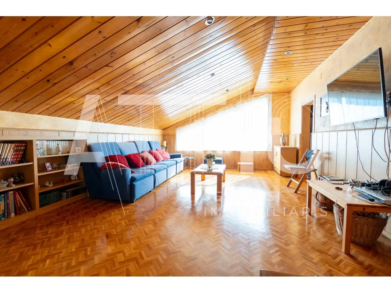 Sala d'estar de Casa o xalet en venda en Castellar del Vallès amb Aire condicionat, Calefacció i Terrassa