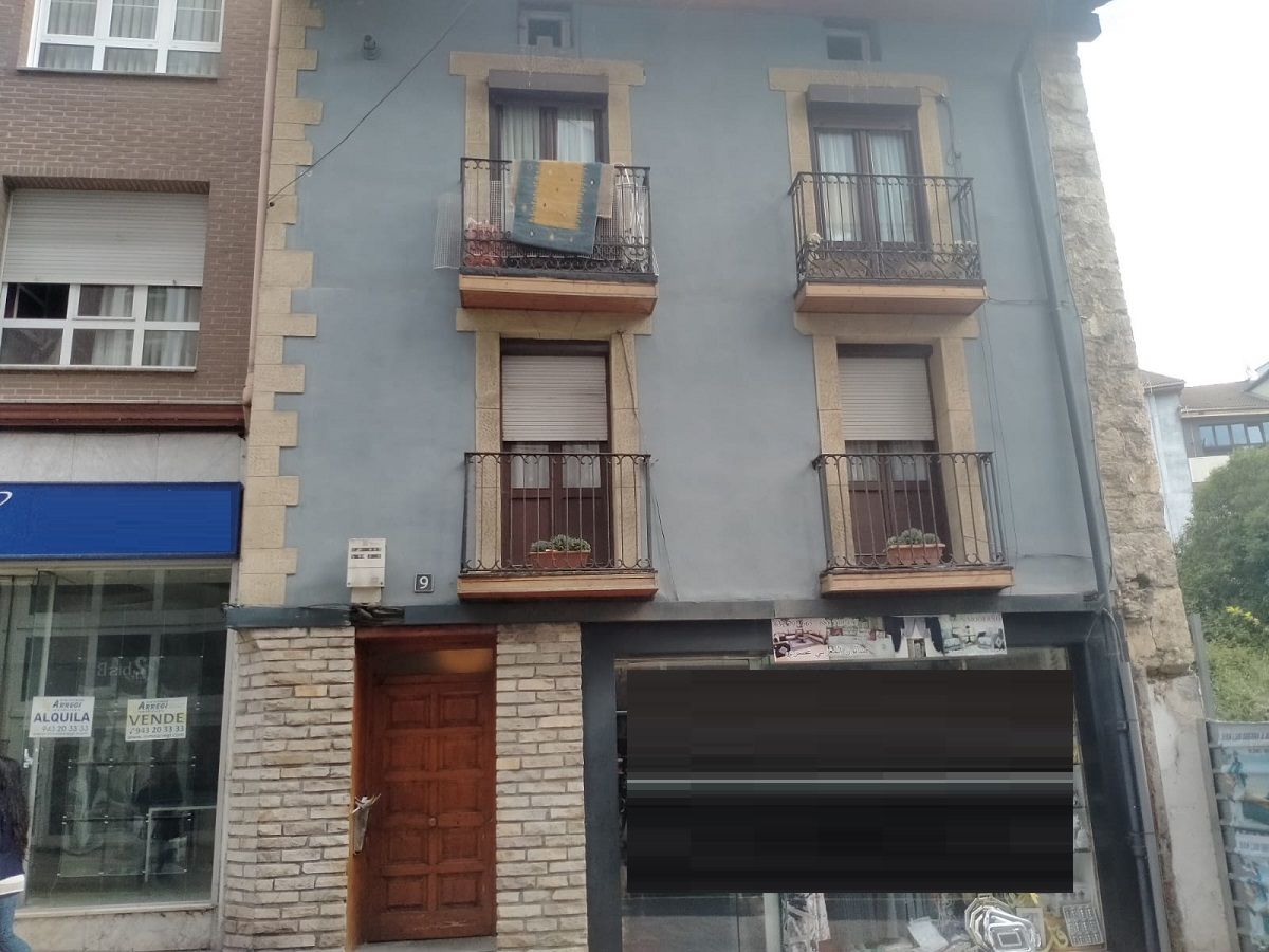 Vista exterior de Piso en venta en Eibar