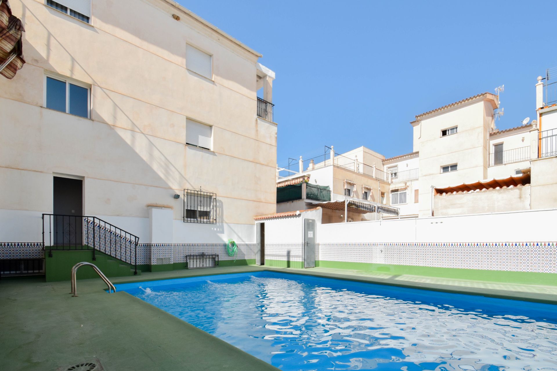 Piscina de Pis en venda en Atarfe amb Aire condicionat i Piscina comunitària