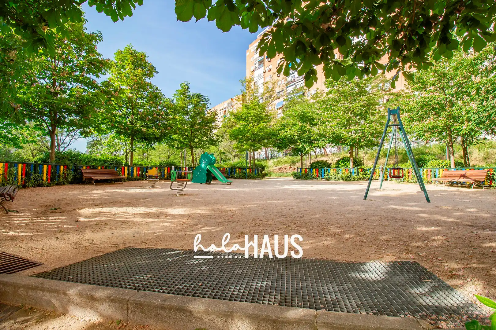 Exterior view of Flat for sale in Madrid  with Air Conditioner, Heating and Storage room