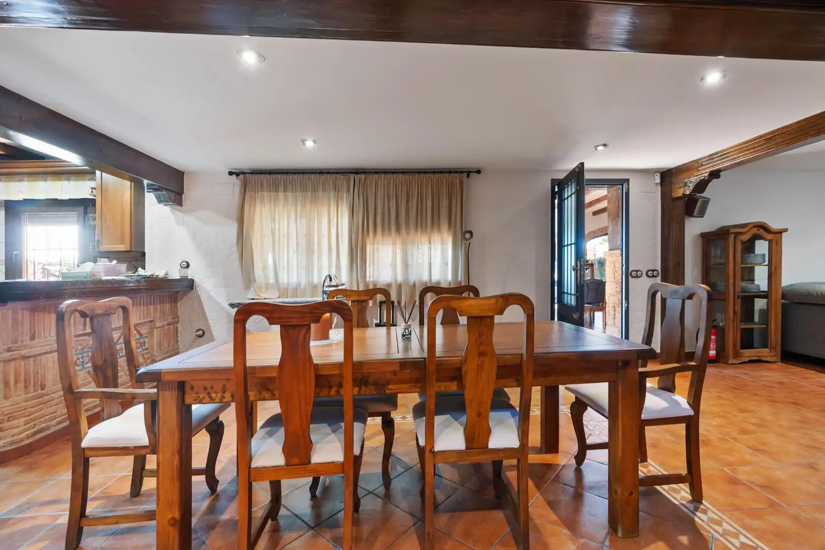 Detached house with pool to rent in Onil, imagen 22