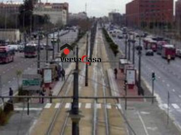 Local comercial en alquiler en de los naranjos