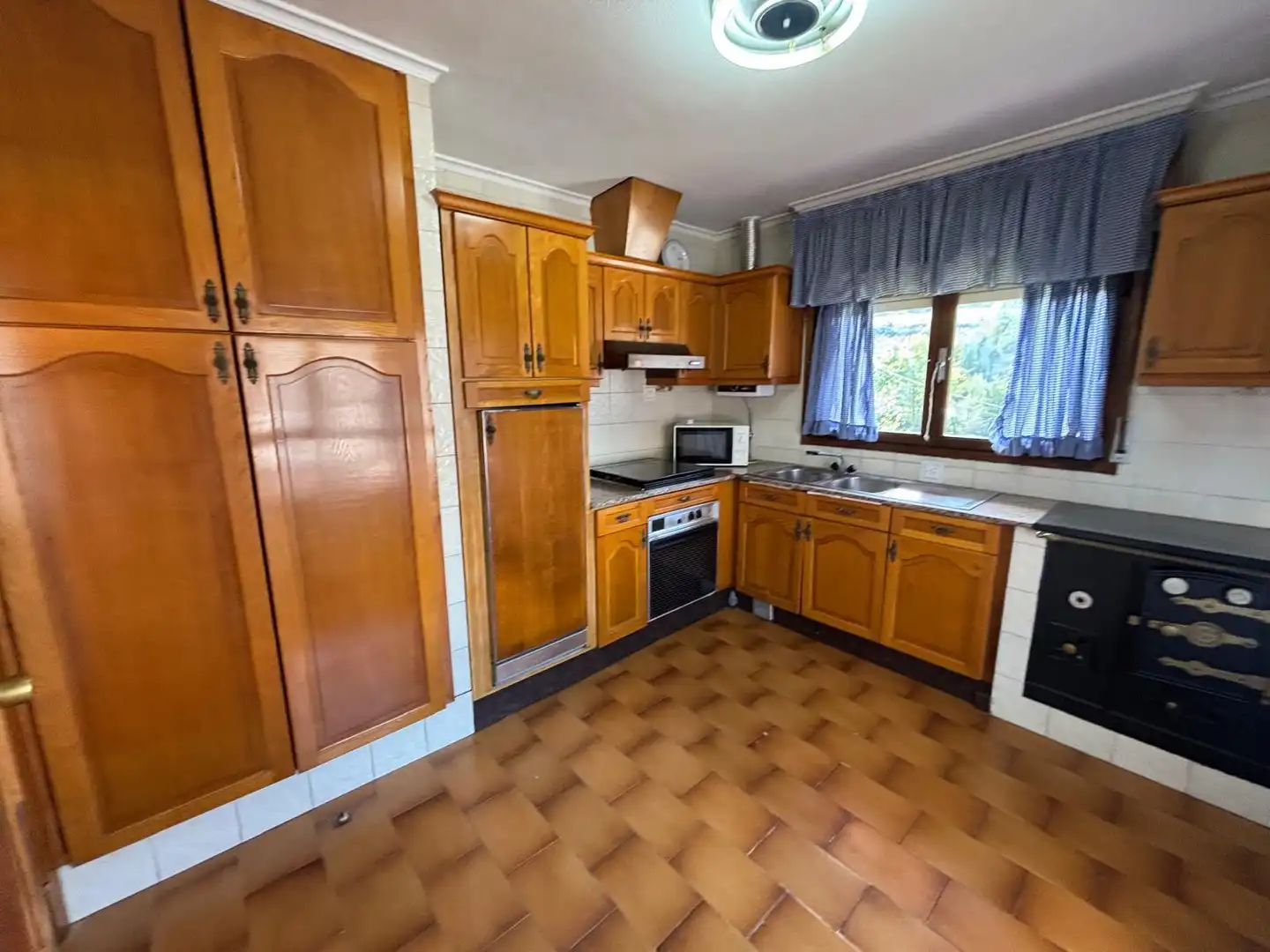Kitchen of Flat for sale in Salas  with Heating, Parquet flooring and Terrace