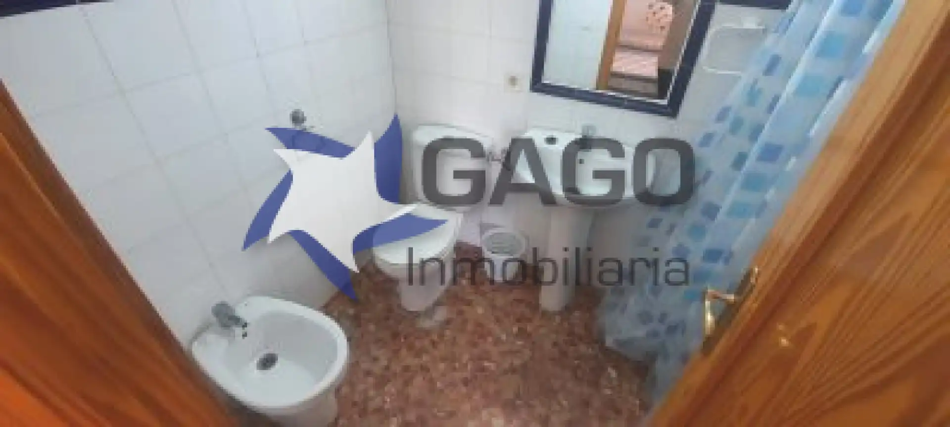 Bany de Estudi de lloguer en Córdoba amb Aire condicionat i Moblat