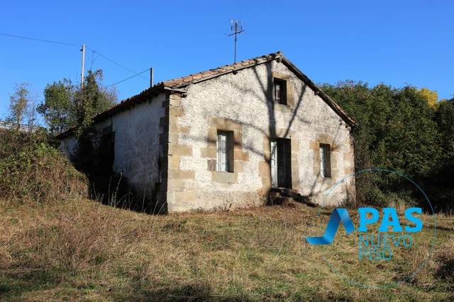 Casa-chalet en Venta en Calle Santiurde de Reinosa en Santiurde de Reinosa