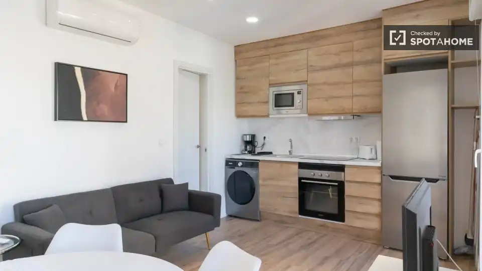 Appartement avec terrasse à louer à Latina, imagen 2