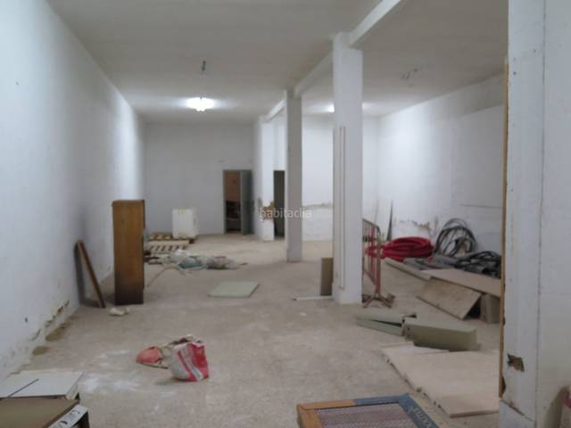 Local comercial en Alquiler en Carrer Sant Rafael en Santa Bàrbara
