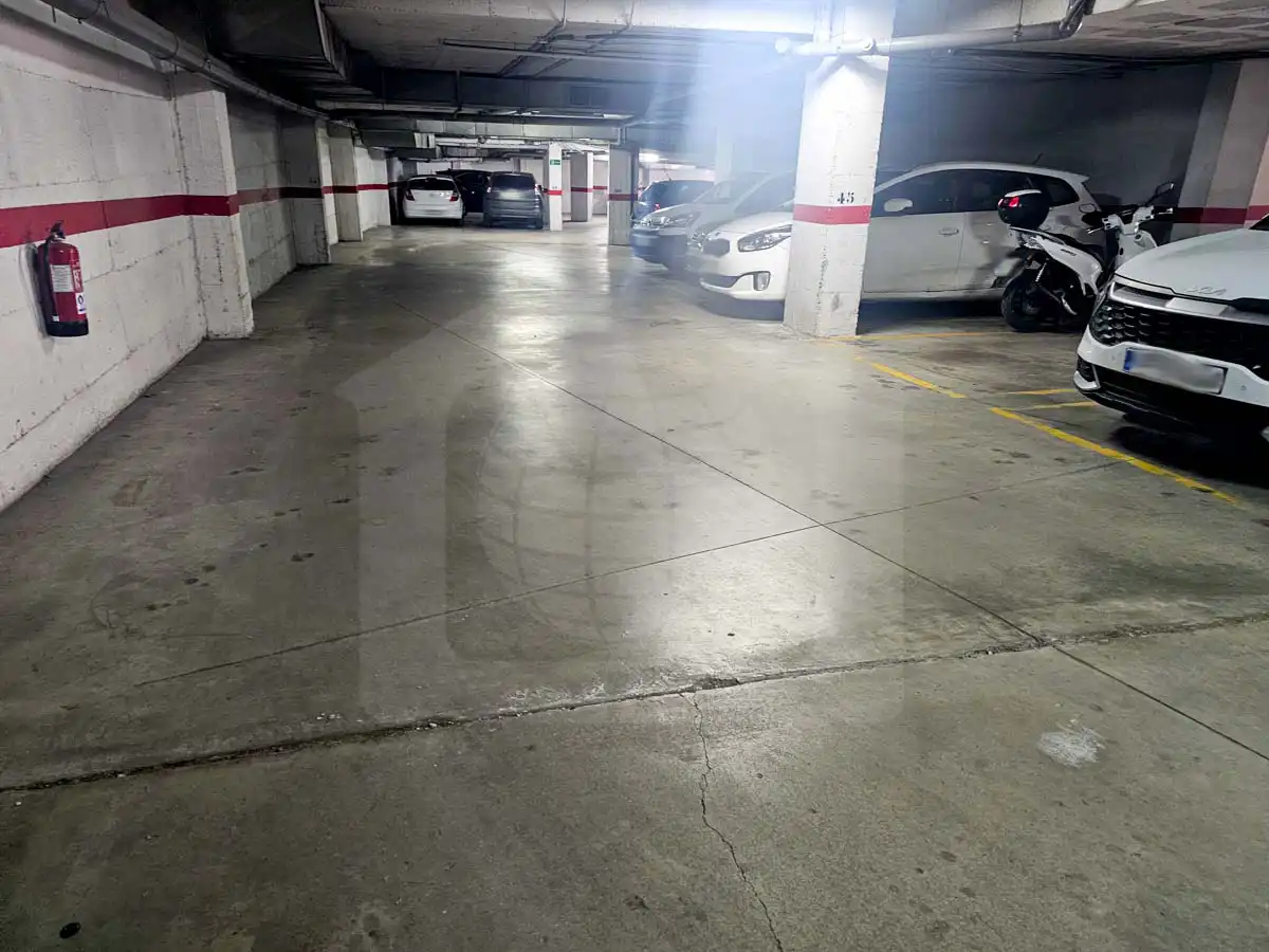 Parking of Flat for sale in Málaga  with Terrace, Storage room and Balcony
