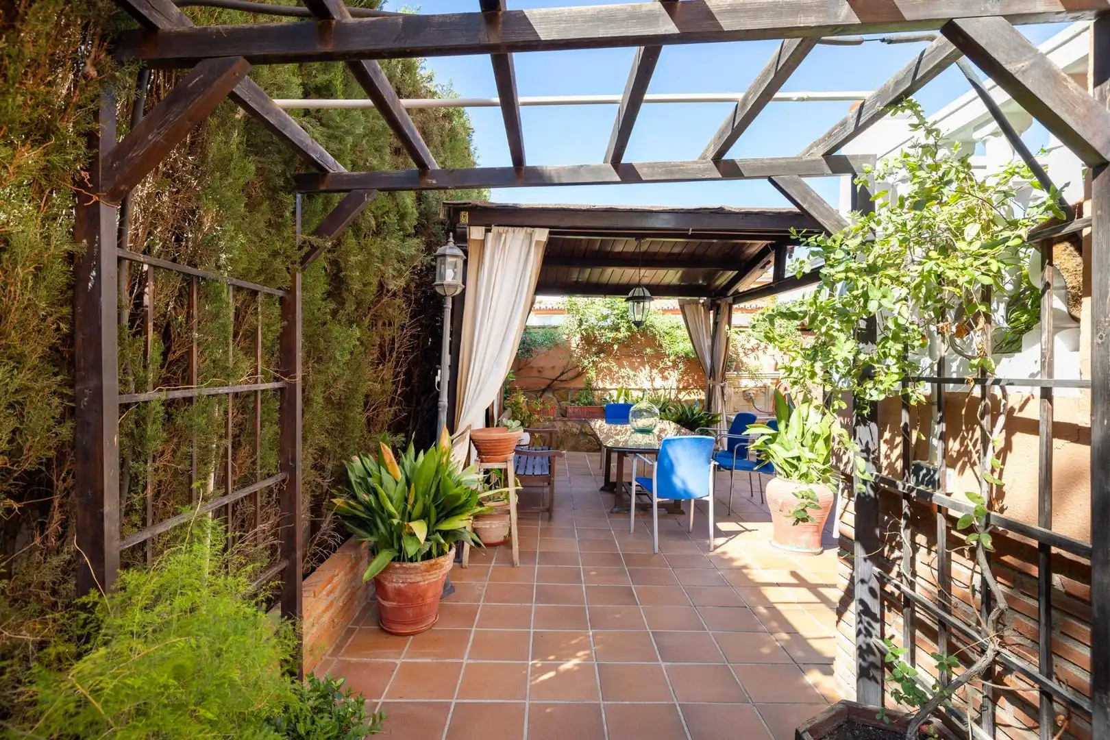 Terraza de Casa o chalet en venta en Cúllar Vega con Aire acondicionado, Calefacción y Jardín privado
