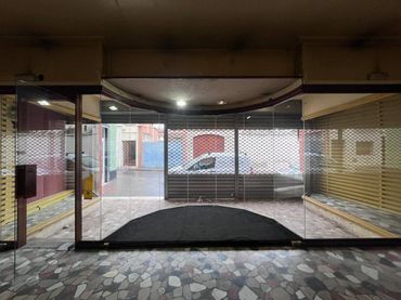 Local comercial de lloguer a Calle SANT ANTONI