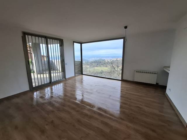 Casa adosada en Venta en Carrer la Pau, Sant Fost de Campsentelles, Spain, 21 en Sant Fost de Campsentelles