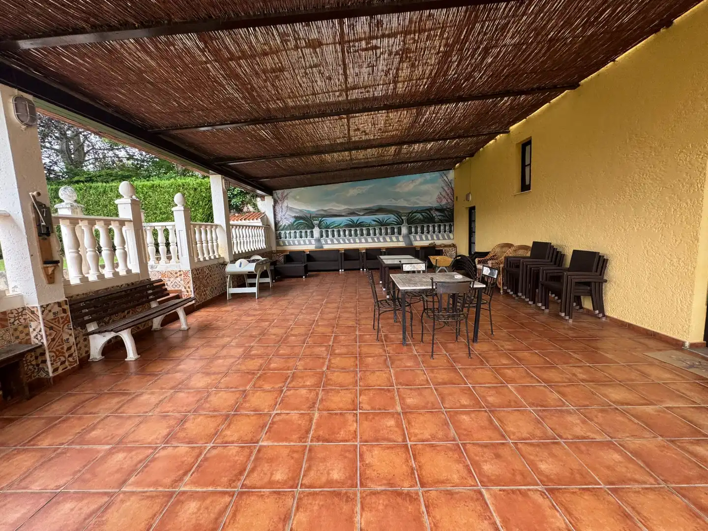Terrassa de Casa adosada en venda en Llanes amb Calefacció, Jardí privat i Parquet