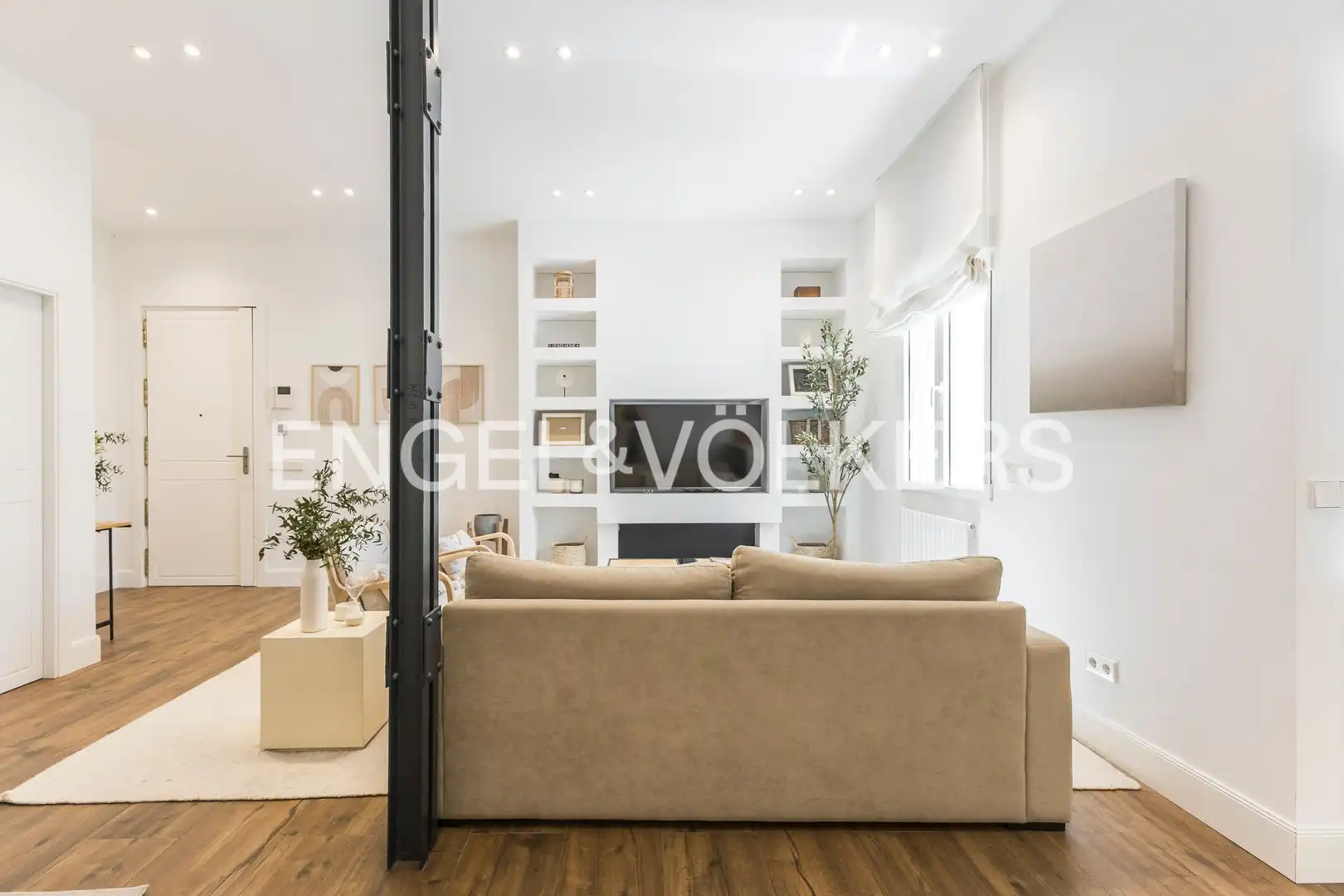 Wohnzimmer von Wohnung zum Verkauf in Madrid mit Klimaanlage, Heizung und Terrasse