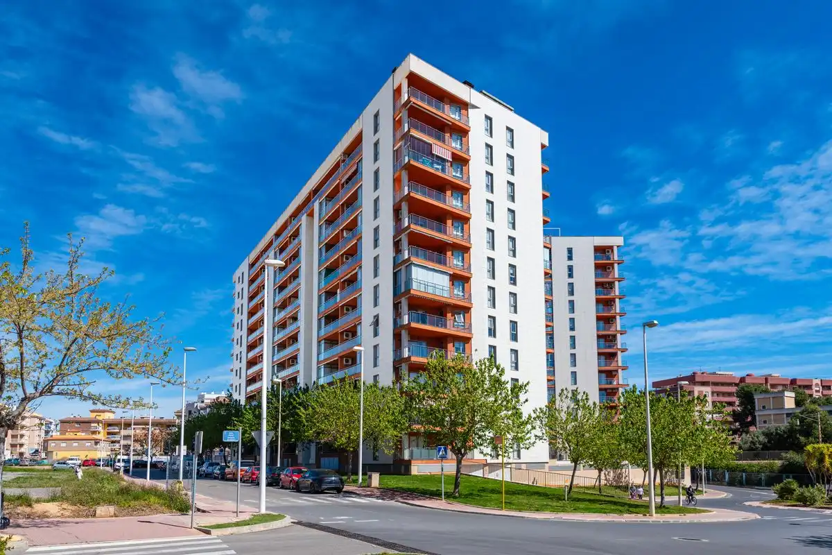 Vista exterior de Estudi en venda en Oropesa del Mar / Orpesa amb Aire condicionat, Calefacció i Terrassa
