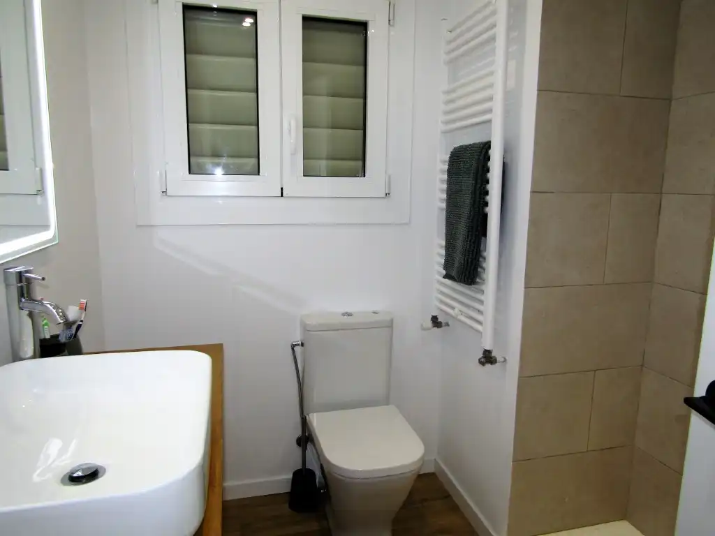 Bany de Apartament de lloguer en Calonge i Sant Antoni amb Moblat