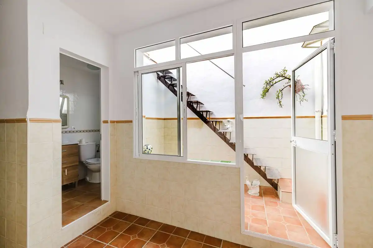 Casa adosada en venda en Nerja amb Calefacció, Terrassa i Balcó
