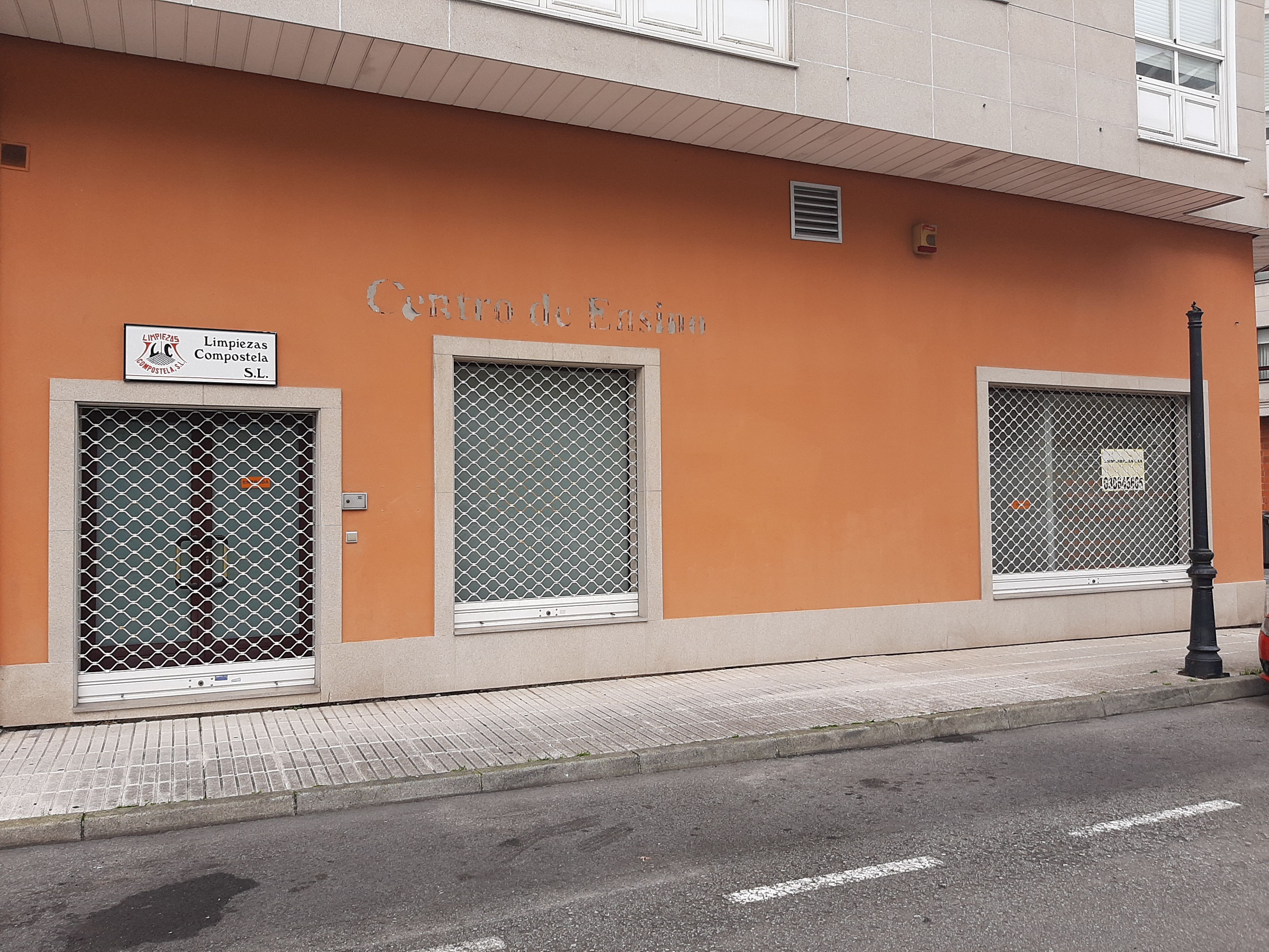 Local en venda en Ames