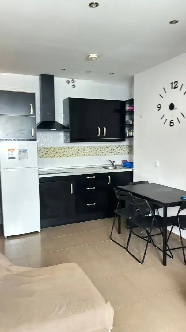 Apartment for sale in Calle Hierbabuena 9