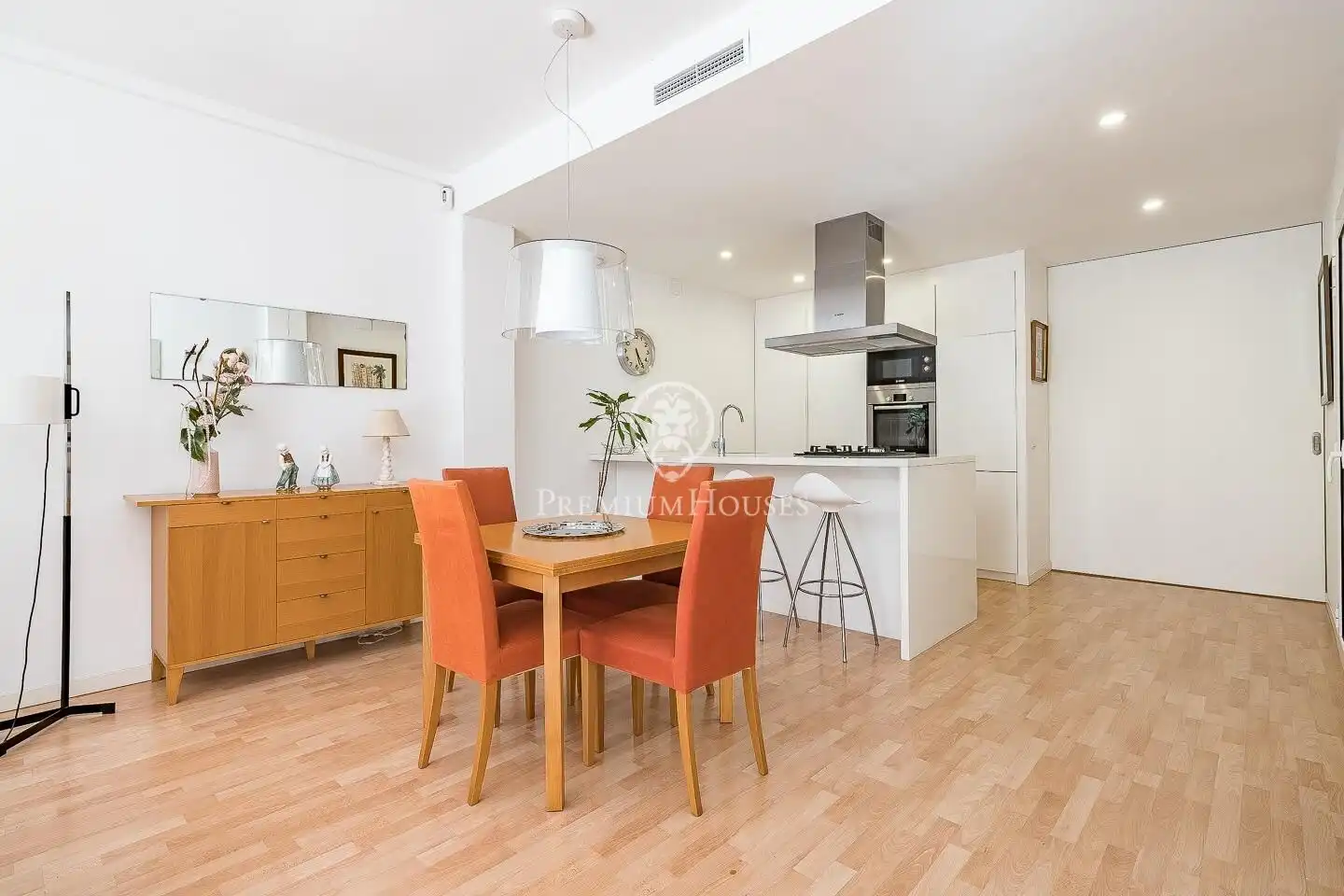 Vista exterior de Apartamento en venta en Barcelona con Aire acondicionado, Calefacción y Terraza