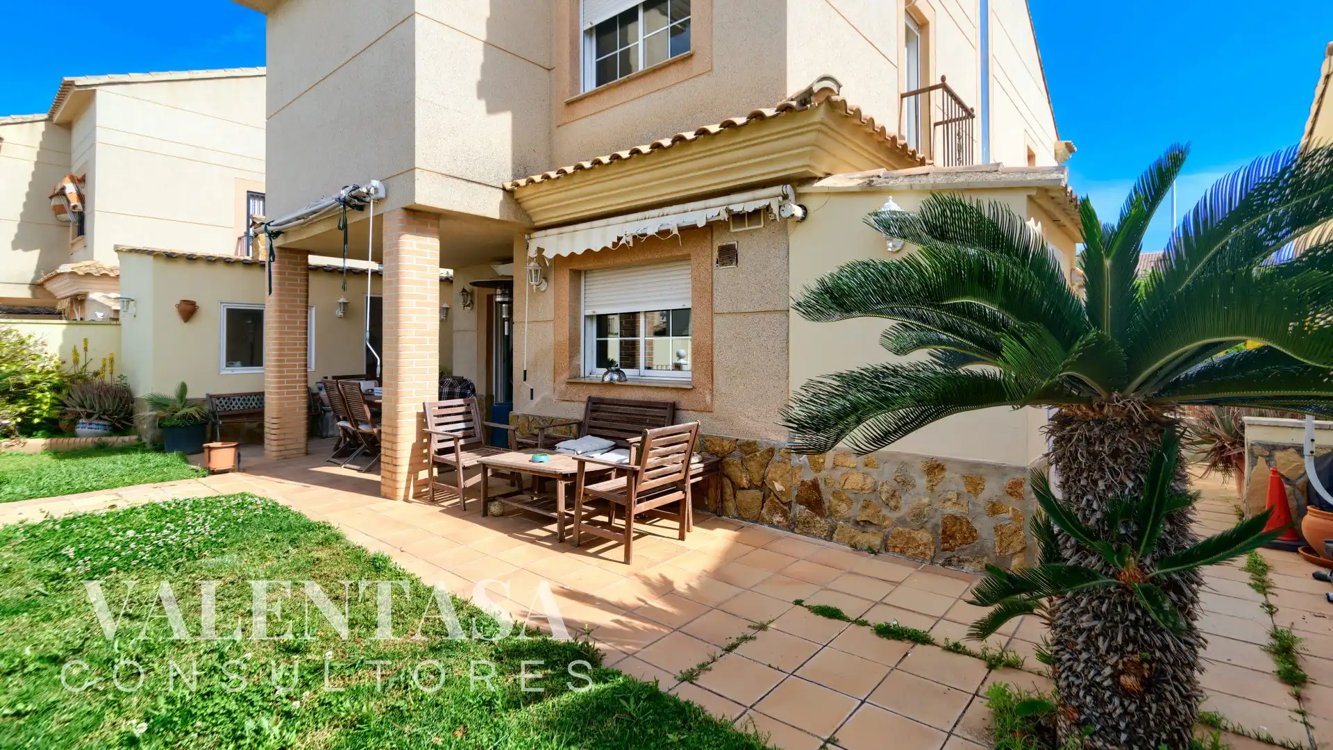 Garden of Houses for sale in L'Eliana  with Air Conditioner, Heating and Private garden