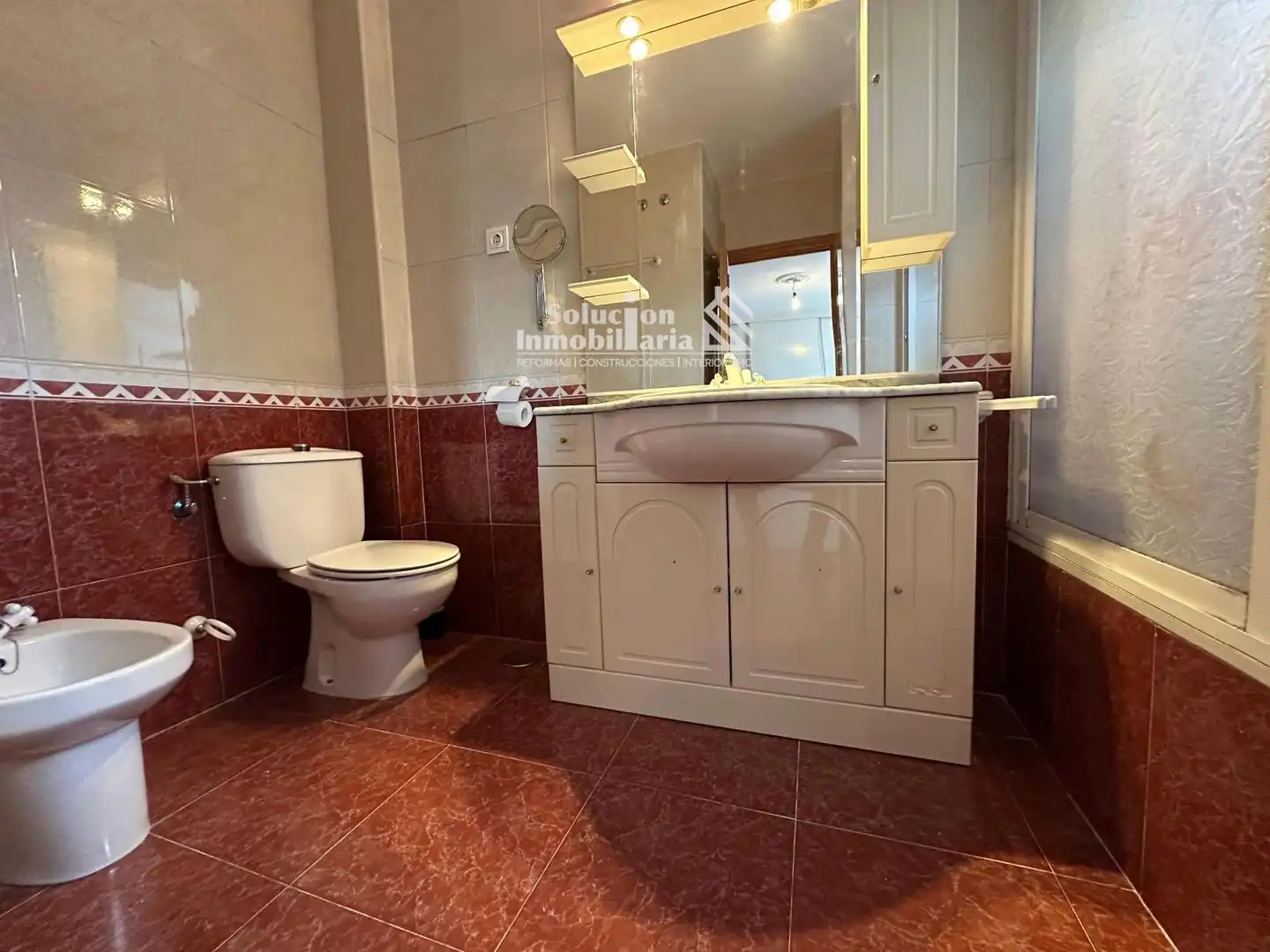 Baño de Casa adosada en venta en Cabrerizos con Calefacción, Terraza y Piscina