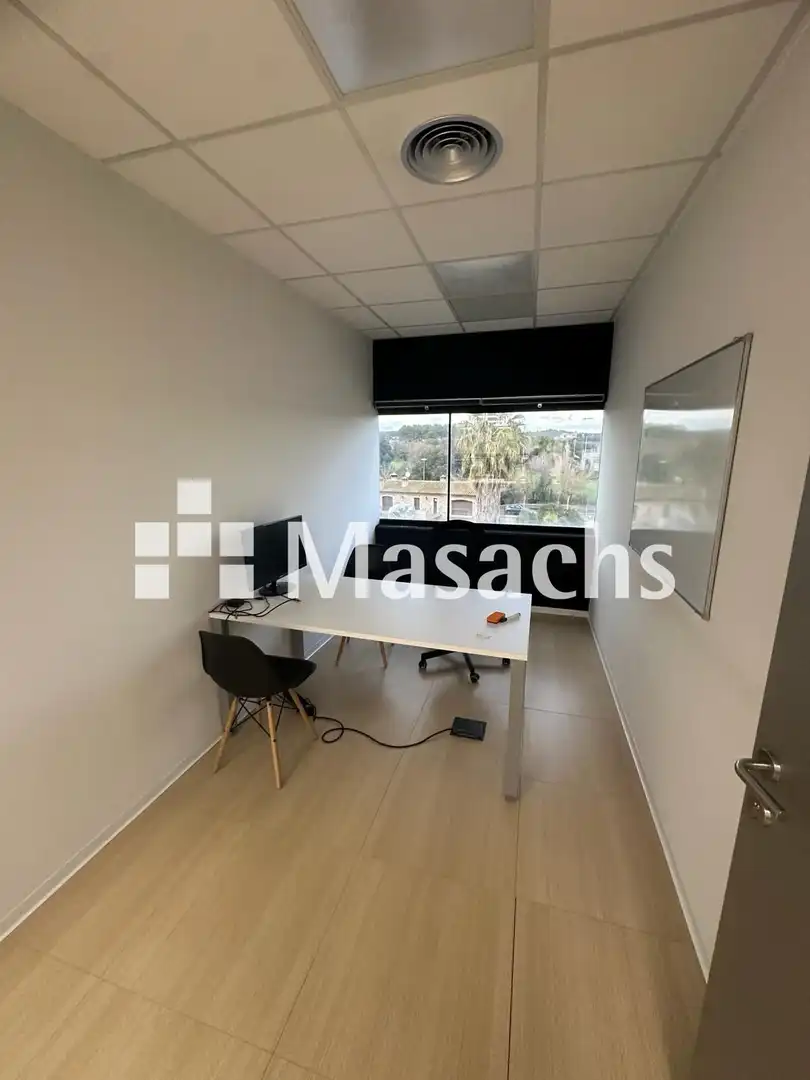 Oficina de alquiler en Girona
