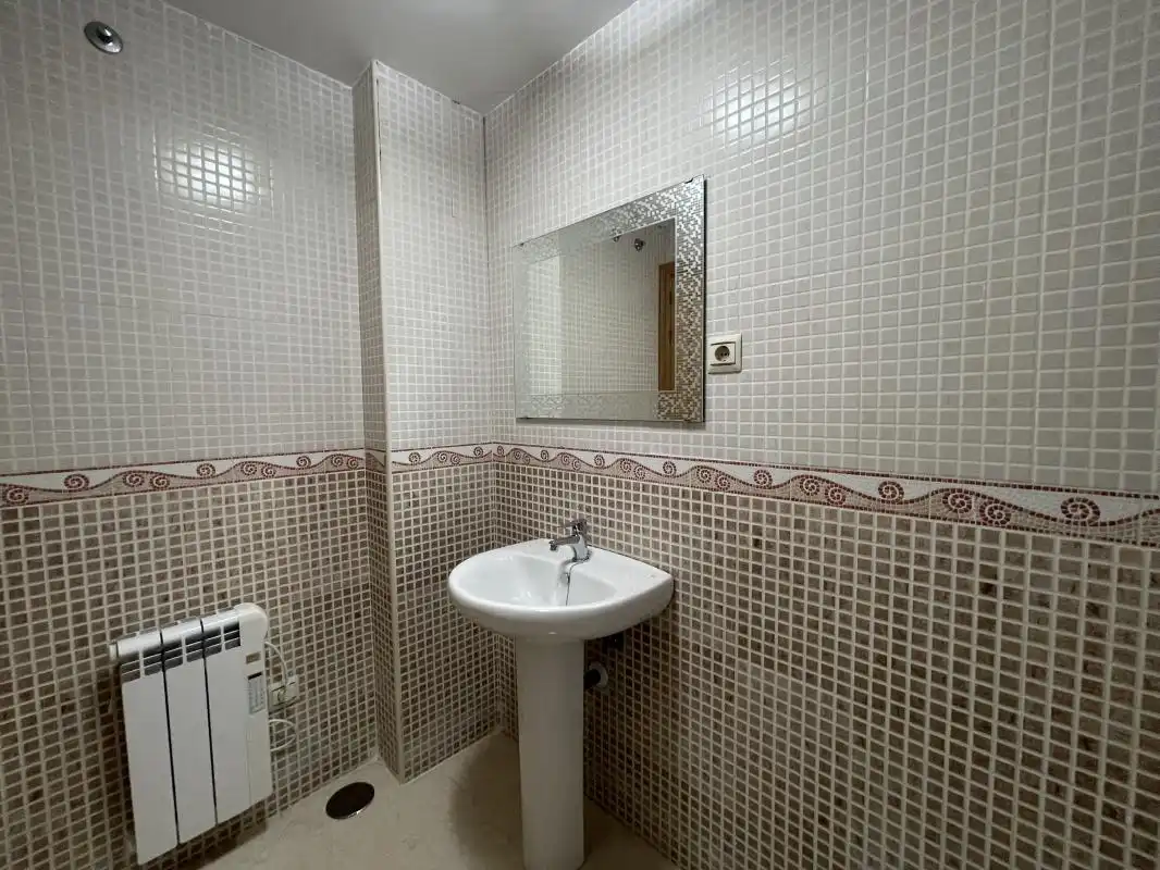 Baño de Dúplex en venta en Recas con Calefacción, Terraza y Trastero