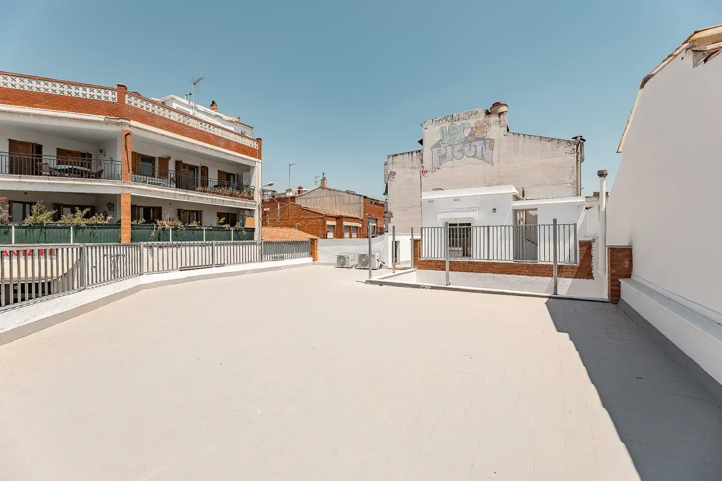 Terraza de Casa adosada en venta en Rubí con Aire acondicionado, Calefacción y Terraza