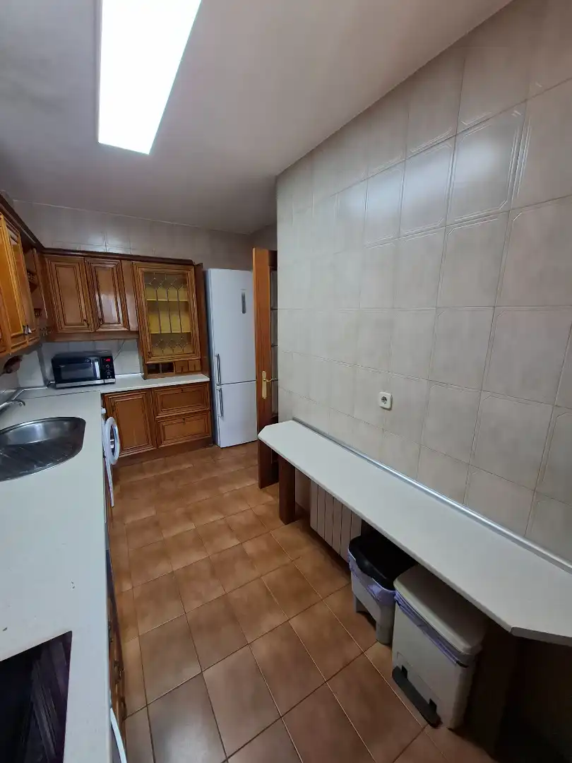 Cuina de Casa adosada en venda en Villaviciosa de Odón amb Aire condicionat, Calefacció i Jardí privat