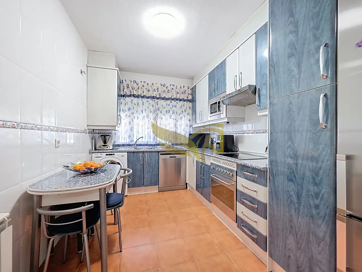 Cocina de Casa adosada en venta en Aranjuez con Aire acondicionado, Calefacción y Jardín privado