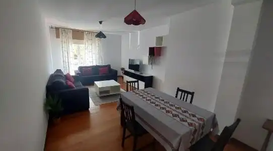 Appartamento con terrazza in vendita a Carrer del Rosselló 281
