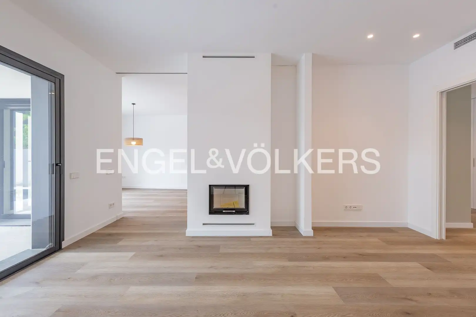 Sala de estar de Casa o chalet en venta en Matadepera con Calefacción, Parquet y Terraza