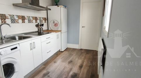 Foto 4 de Apartament en venda a Calle Cuatro Esquinas, 20, Playa Cruz del Mar, Chipiona