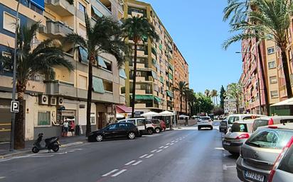 Vista exterior de Pis en venda en Gandia amb Terrassa