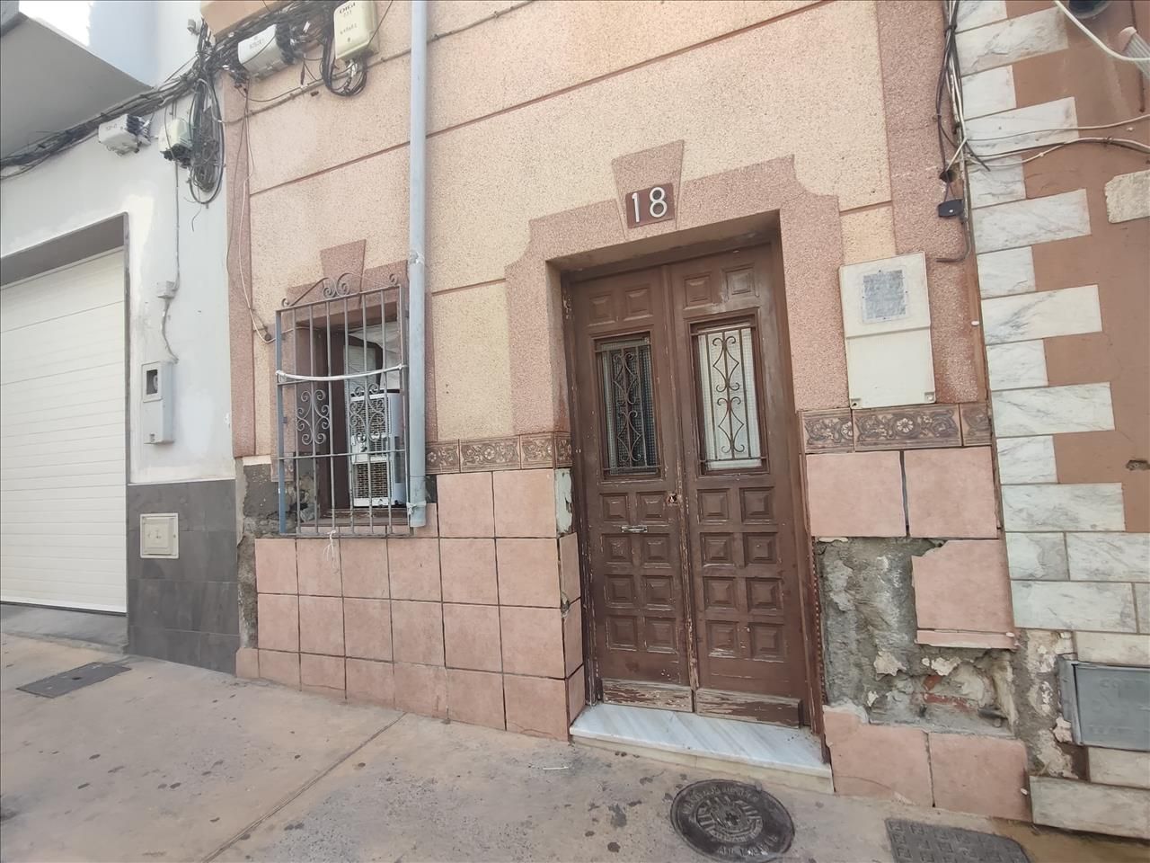 Vista exterior de Casa o chalet en venta en  Almería Capital