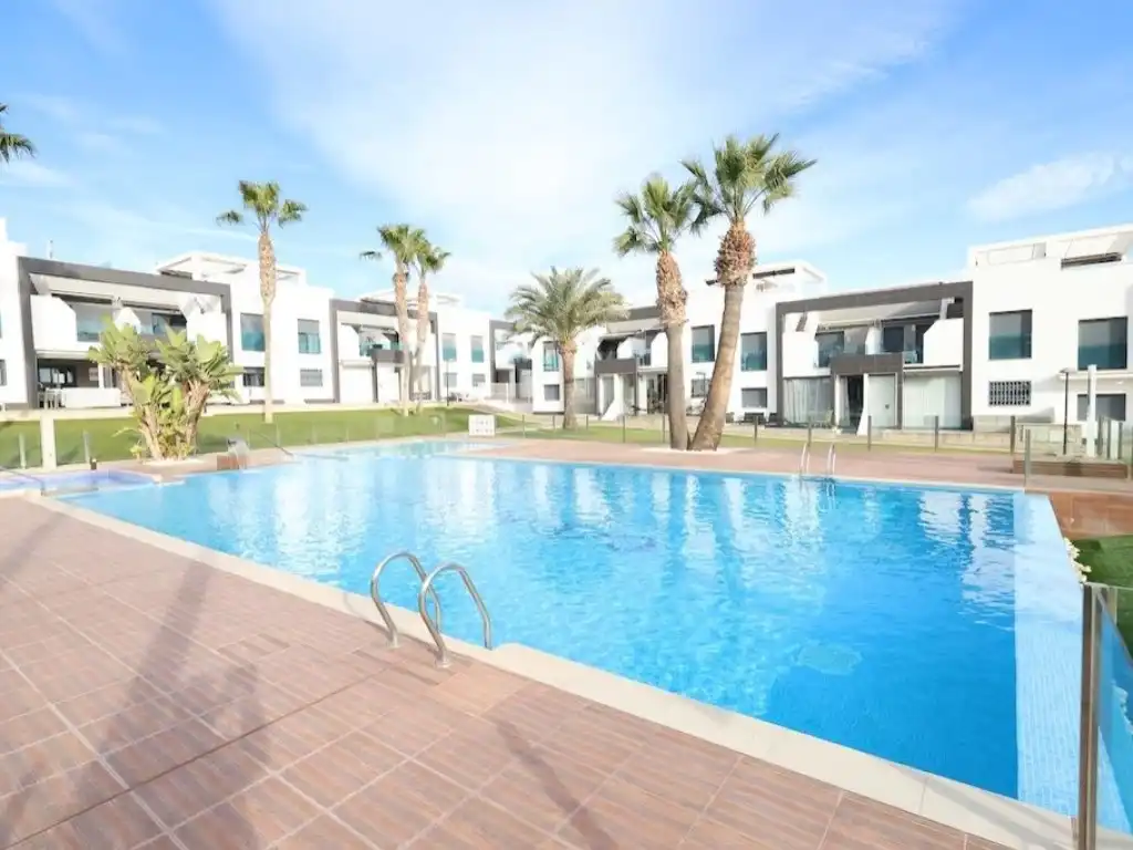 Swimming pool of Houses for sale in Orihuela  with Air Conditioner, Heating and Furnished