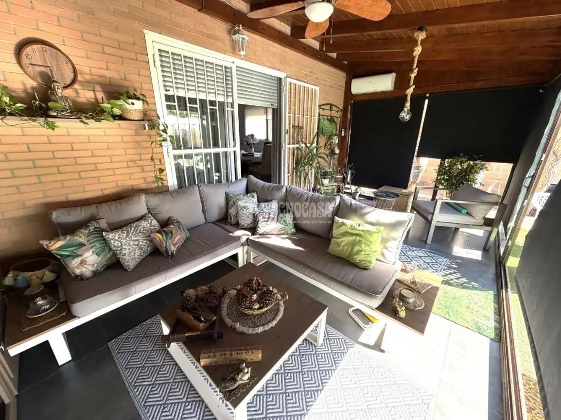 Terrasse von Wohnung zum Verkauf in Villalbilla mit Privatgarten und Schwimmbad