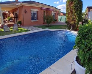 Piscina de Casa o xalet en venda en  Córdoba Capital amb Aire condicionat, Calefacció i Jardí privat