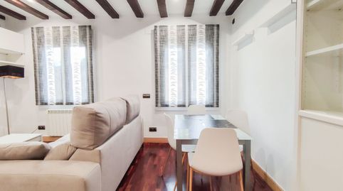 Foto 3 de Piso de alquiler en Easo Kalea, Área Romántica, Donostia - San Sebastián